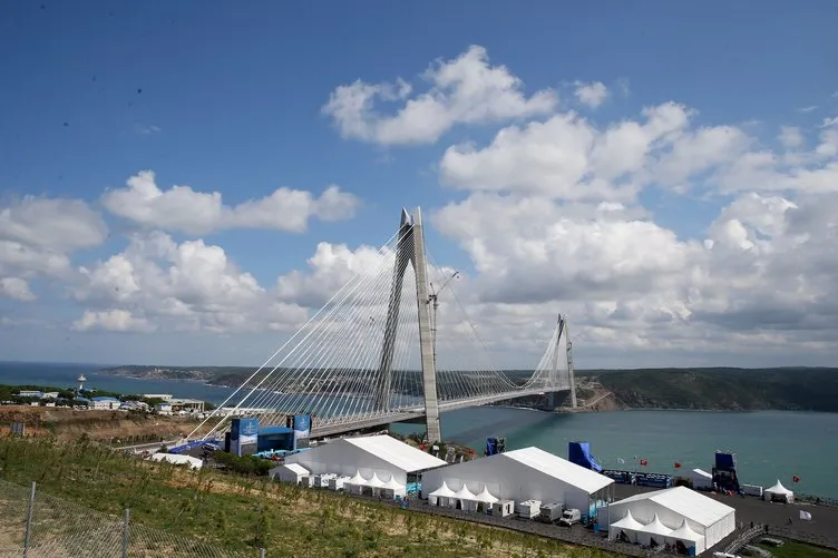Halk Yavuz Sultan Selim Köprüsü açılışına akın ediyor