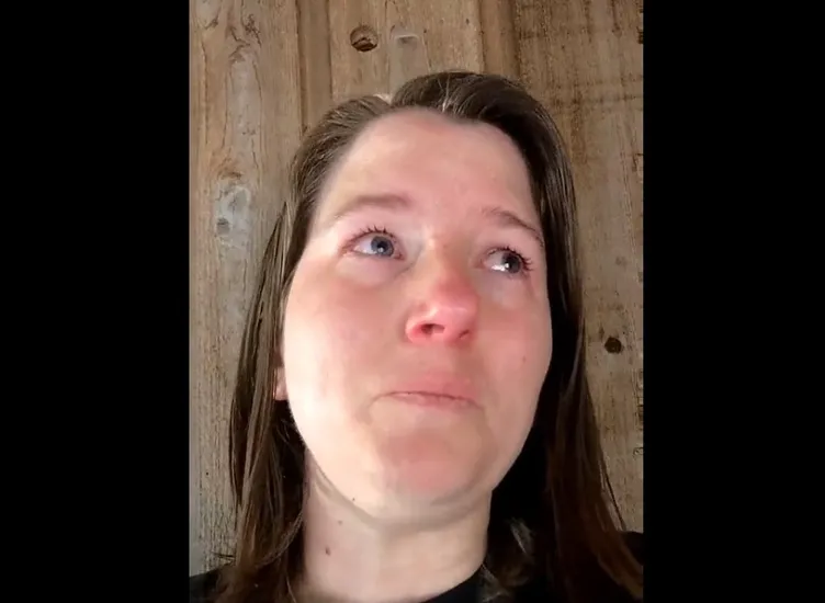 Kanada’da kadın çaresizliğini gözyaşları içinde isyan etti: Yaşayamıyorum, barınamıyorum!