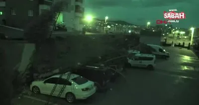 İzmir’de istinat duvarı çöktü 20 araçta maddi hasar oluştu | Video