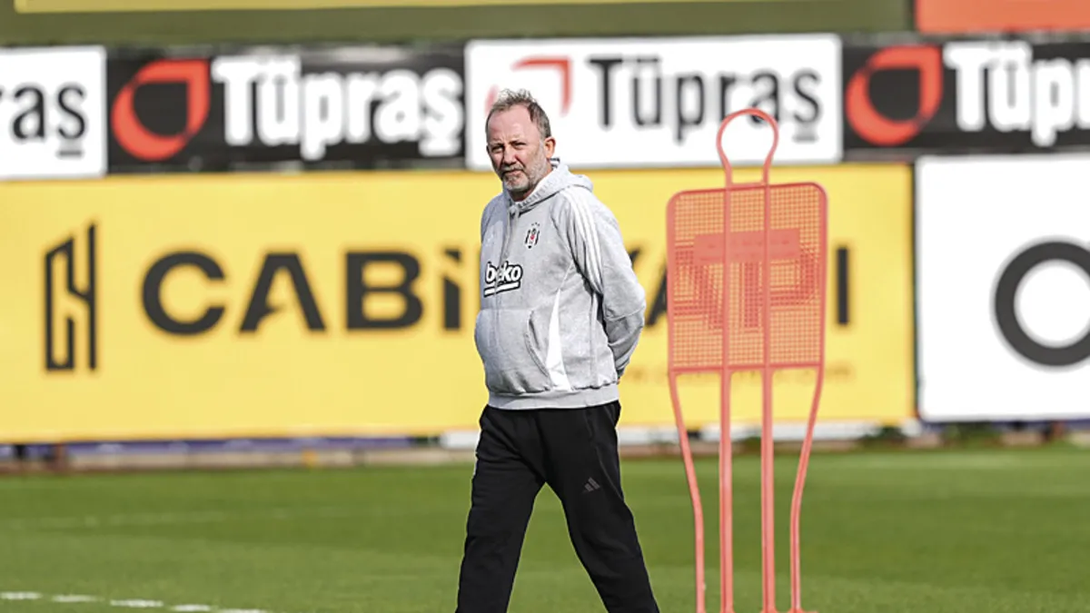 Beşiktaş yıldız futbolcu için pazarlıklara başladı! Sola 3 aday birden… – Galeri Beşiktaş yıldız futbolcu için pazarlıklara başladı! Sola 3 aday birden… – Galeri