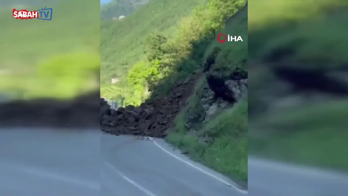 Heyelan yolu kapattı! Trabzon-Bayburt karayolu ulaşıma kapandı videosunu izle Heyelan yolu kapattı! Trabzon-Bayburt karayolu ulaşıma kapandı videosunu izle