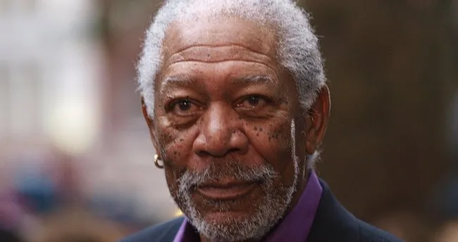 Dünyaca ünlü oyuncu Morgan Freeman ezan okudu
