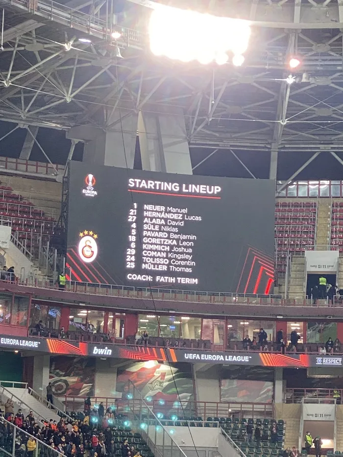 moskovada-galatasaray-ile-bayern-munihi-karistirdilar-1634845812832.jpg