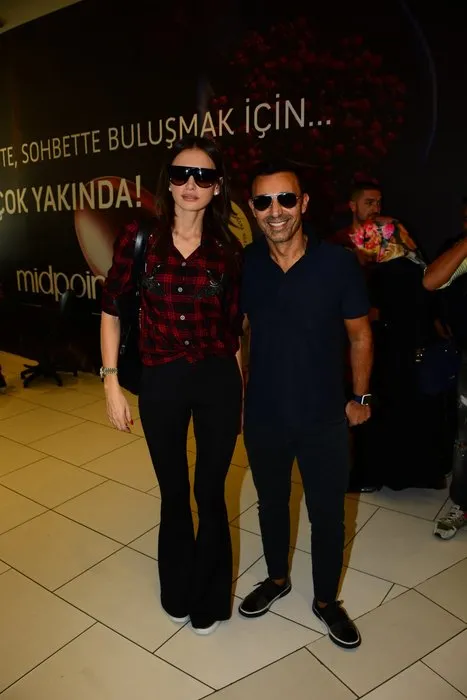 Mustafa Sandal ve Emina Sandal’dan kötü haber