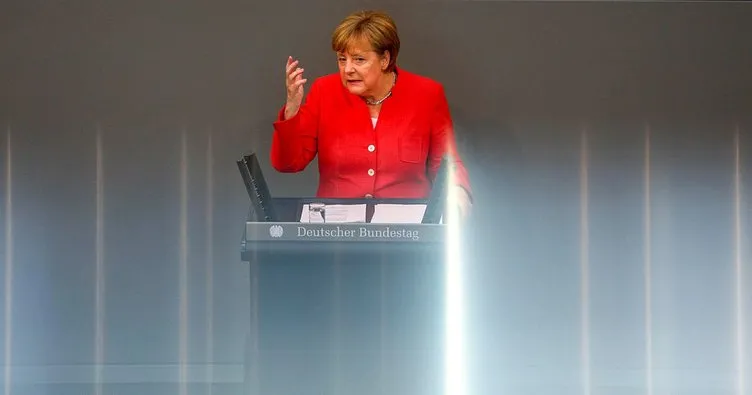 Son dakika! AFP duyurdu... Merkel’den ’savaş’ tehdidi!