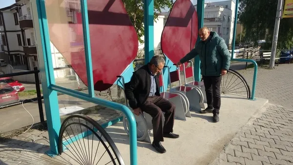 Otob s Duraklar nda Tekerlekli Sandalye Fark ndal Trabzon Haberleri otob-s-duraklar-nda-tekerlekli-sandalye-fark-ndal-trabzon-haberleri