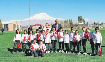 SON DAKİKA | Ağrı Dağı’nın eteğinde bir ‘Çalıkuşu’ Ebrar Keler! Liseden beri hayalimdi