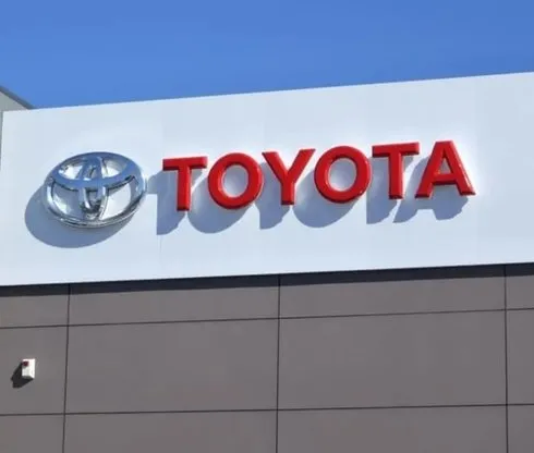 Toyota Motor`un satışları düştü
