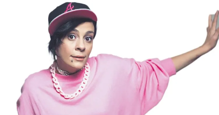 Sokaktan gelen rap kahırlandı mı?