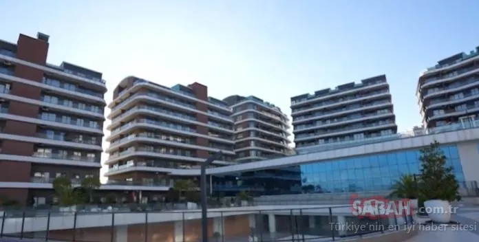 Yeşilçam’ın ünlü oyuncusu Serpil Çakmaklı’nın altın varaklı evi göz kamaştırdı! İşte Serpil Çakmaklı’nın muhteşem evi!