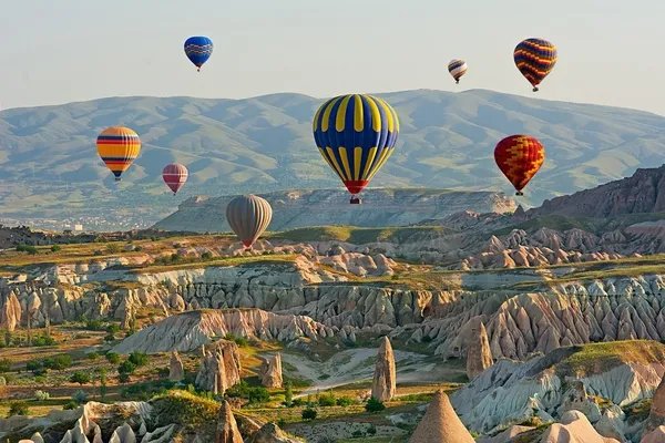 bakan-ersoy-turizm-verilerini-degerlendirdi-turizm-sektorune-6-milyar-tl-kaynak-ayirdik-1785484005906.jpeg