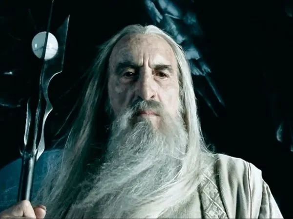 Ünlü aktör Christopher Lee yaşama veda etti