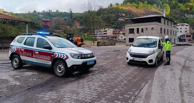 İl Emniyet ve İl Jandarma uygulama ve faaliyetleri sürüyor