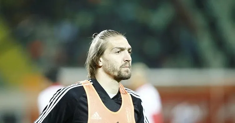 Caner Erkin zirveye yerleşti!