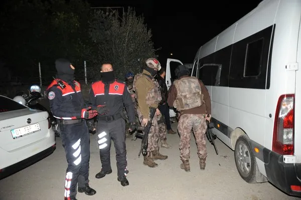 Adana'da Cono aşiretine bin polisle şafak baskını