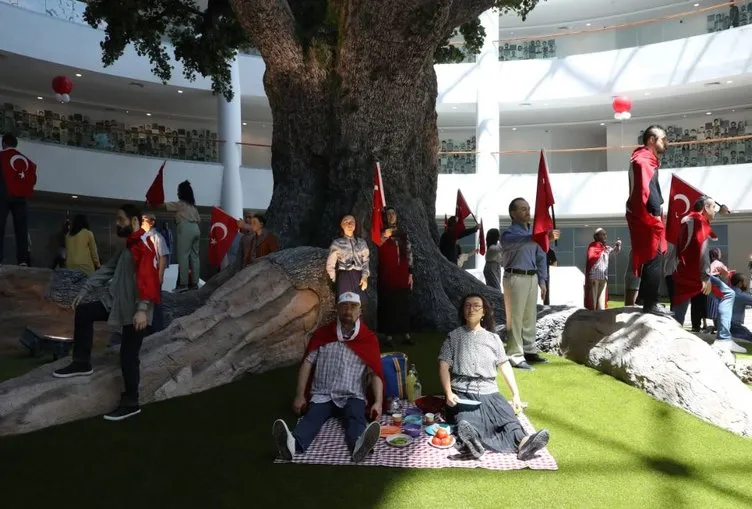 15 Temmuz Demokrasi Müzesi ziyaretçilere açıldı! Gözyaşlarına boğuyor...