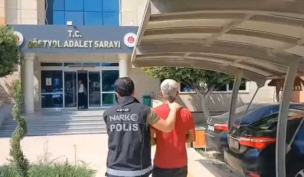 iskenderun-ve-dortyolda-uyusturucu-operasyonu-1788545070604.jpg