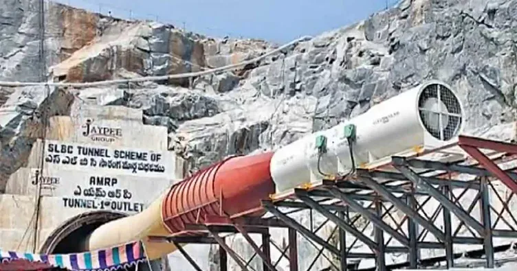 Hindistan’da inşaat faciası: Tünel çöktü