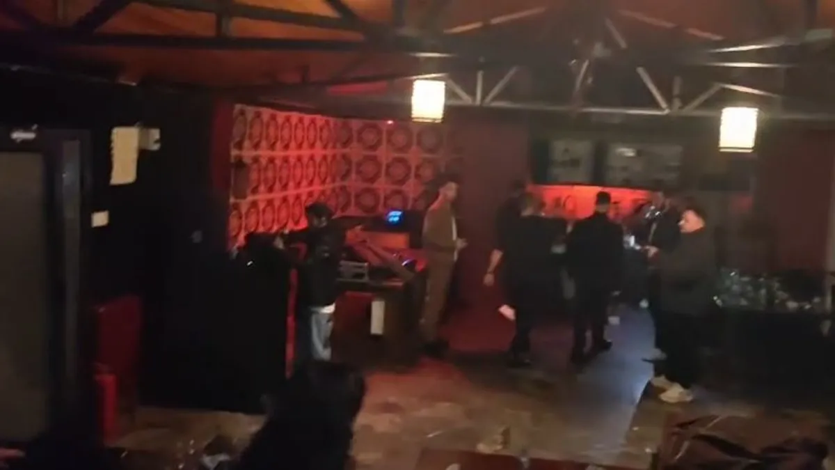 SON DAKİKA: İstanbul'da 34 adrese operasyon: Ünlülerin mekanlarına narkotik baskını! Kokain,Skunk,tabanca…