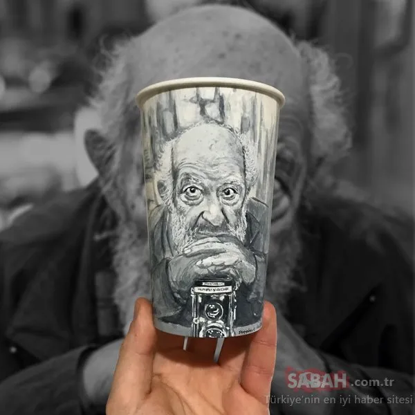 Eli boyalı bardaklı gezgin