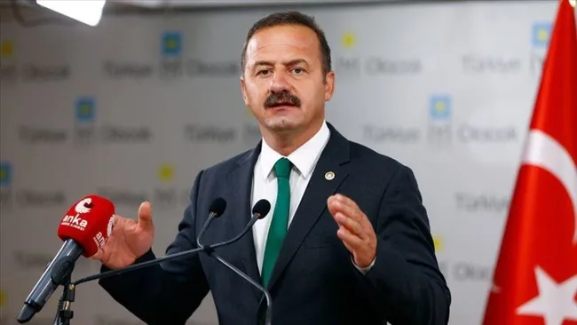 son-dakika-yavuz-agiralioglu-acti-agzini-yumdu-gozunu-25-yilda-yemedigimiz-kufru-3-gunde-yedik-iyi-partinin-ga-1678952122641.jpg SON DAKİKA: Yavuz Ağıralioğlu açtı ağzını yumdu gözünü: 25 yılda yemediğimiz küfrü 3 günde yedik, İYİ Parti'nin gardı düştü
