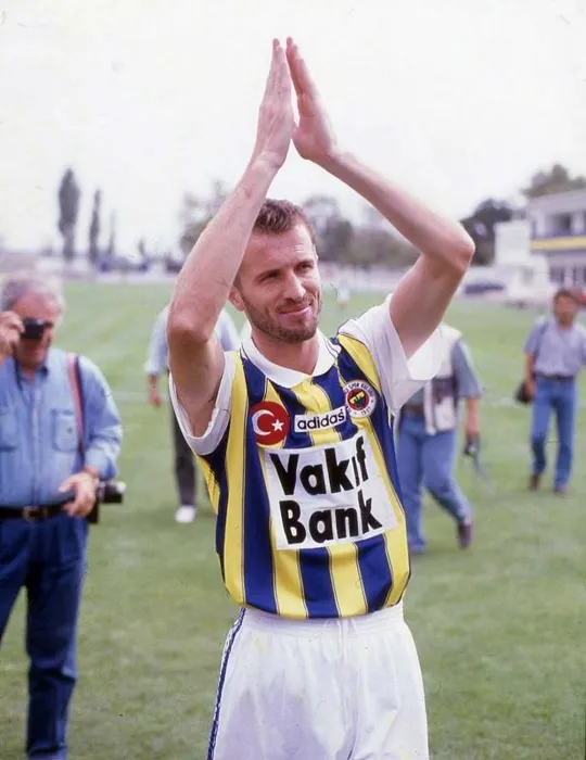 Hem Galatasaray hem Fenerbahçe’de forma giymiş futbolcular! Bakın listede kimler var kimler...