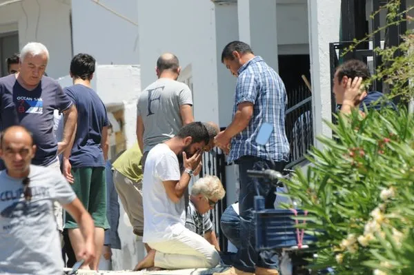 Arda Turan Bodrum'da namaza durdu
