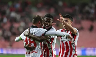 CANLI: Samsunspor – AEK | Karşılaşmada ilk yarı oynanıyor