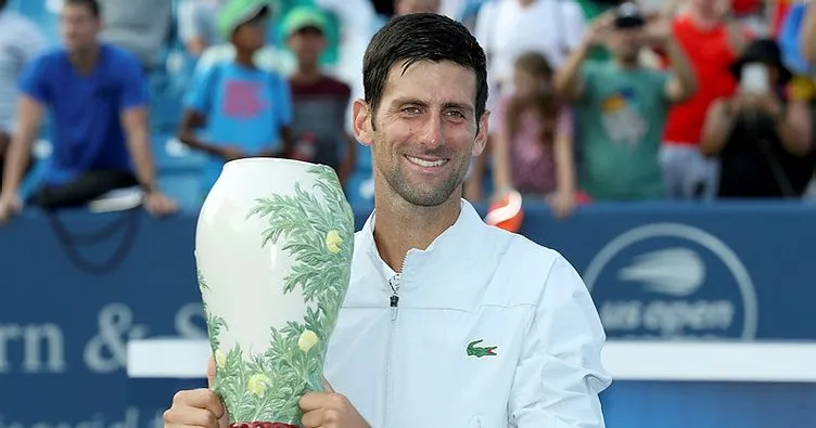 Novak Djokovic tarih yazdı
