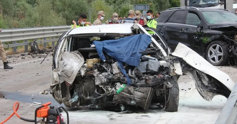 amasya da feci kaza 2 olu 5 yarali son dakika yasam haberleri