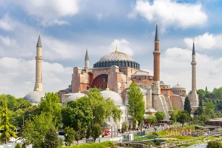 Ayasofya Camii tarihi ve önemi hakkında merak edilenler: Ayasofya ne ...