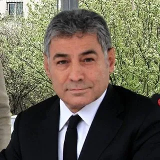 İsmail Ünal Beşiktaş başkanlığına adaylığını açıkladı