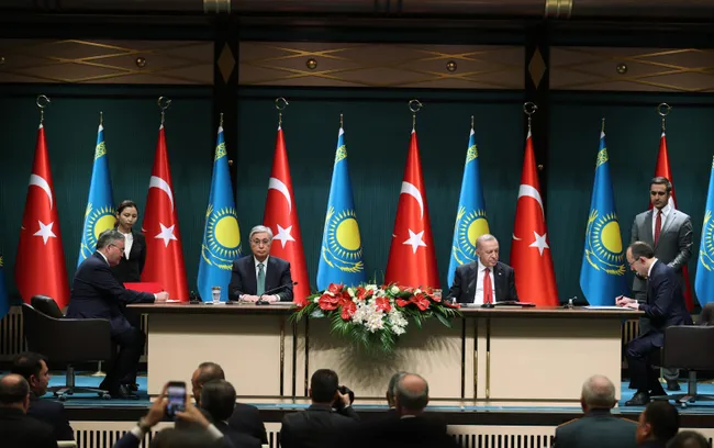 son-dakika-kazakistanla-15-tarihi-anlasma-baskan-erdogan-yeni-hedefi-duyurdu-1652201611068.jpg
