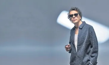 Ersay Üner’den 13 şarkı