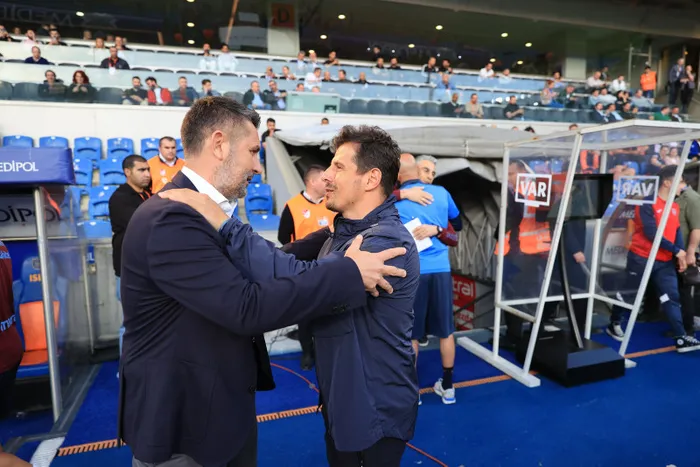 nenad-bjelica-gelecek-sezon-icin-iddiali-iyi-futbol-sozunu-verebilirim-1686082439315.jpg