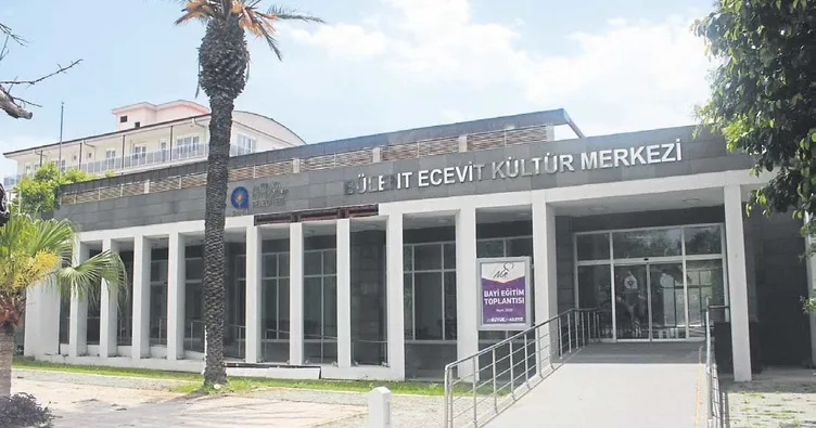 Ecevit’e sahip çıkamadılar