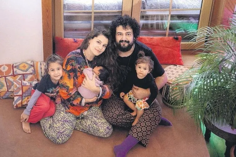 3. kızı Rumi ile aile saadeti 3. kızı Rumi ile aile saadeti