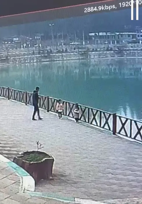 Hatay’da yürekler ağza geldi! Baba göle düşen kızını kurtarmak için canını hiçe saydı: O anlar kamerada!