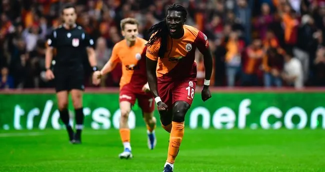 Son dakika: Galatasaray, evinde şoku yaşadı! 5 gollü maçta Sivasspor geriden gelerek kazandı…