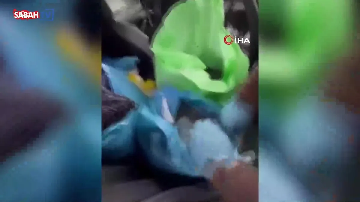 Avcılar’da otomobilde uyuşturucu sevkiyatına polis engeli: 3 gözaltı | Video videosunu izle Avcılar’da otomobilde uyuşturucu sevkiyatına polis engeli: 3 gözaltı | Video videosunu izle