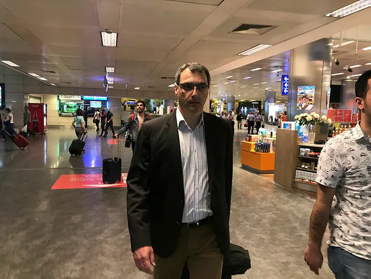 Fenerbahçe'de ilk neşter vuruldu! 3 isimle yollar ayrıldı...