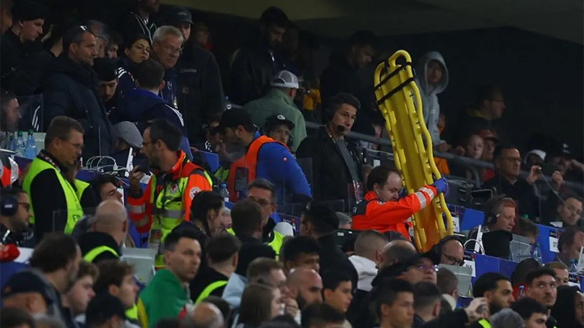 Portekiz-İspanya maçında bir taraftar hayatını kaybetti Portekiz-İspanya maçında bir taraftar hayatını kaybetti