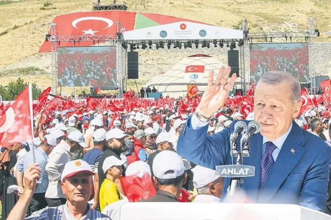 buyuk-turkiyenin-safagi-soktu-1787691464611.jpeg