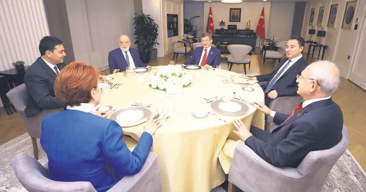 Şimdi de Babacan masaya rest çekti