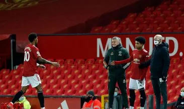 Shola Shoretire dün Manchester United formasıyla ilk Premier lig maçına çıktı