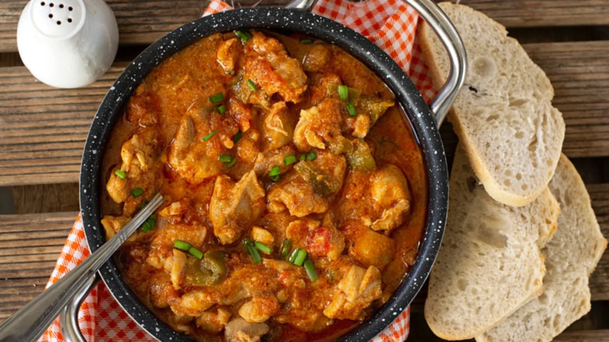 Fırından çıkan kokusu yeter! Köy usulü tariflerle lezzet şöleni Fırından çıkan kokusu yeter! Köy usulü tariflerle lezzet şöleni