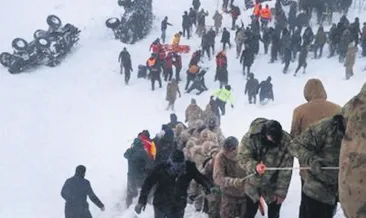 Çığ acısını silmeye çalışıyorlar