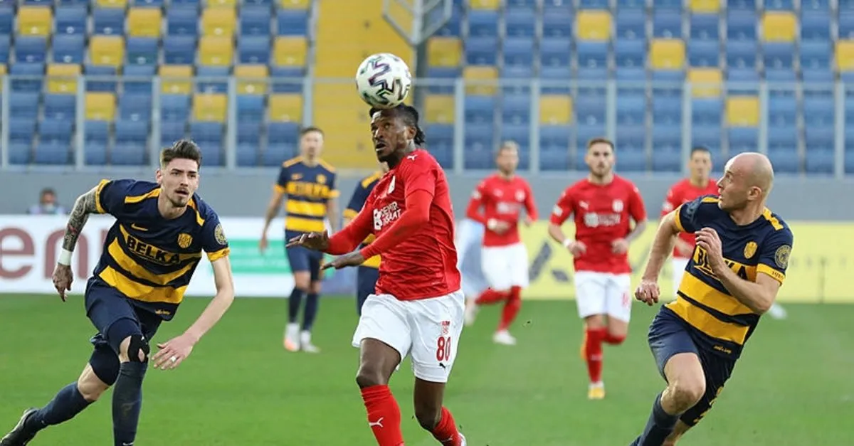 Sivasspor Deplasmanda Ankaragucu Nu Farkli Yendi Son Dakika Spor Haberleri