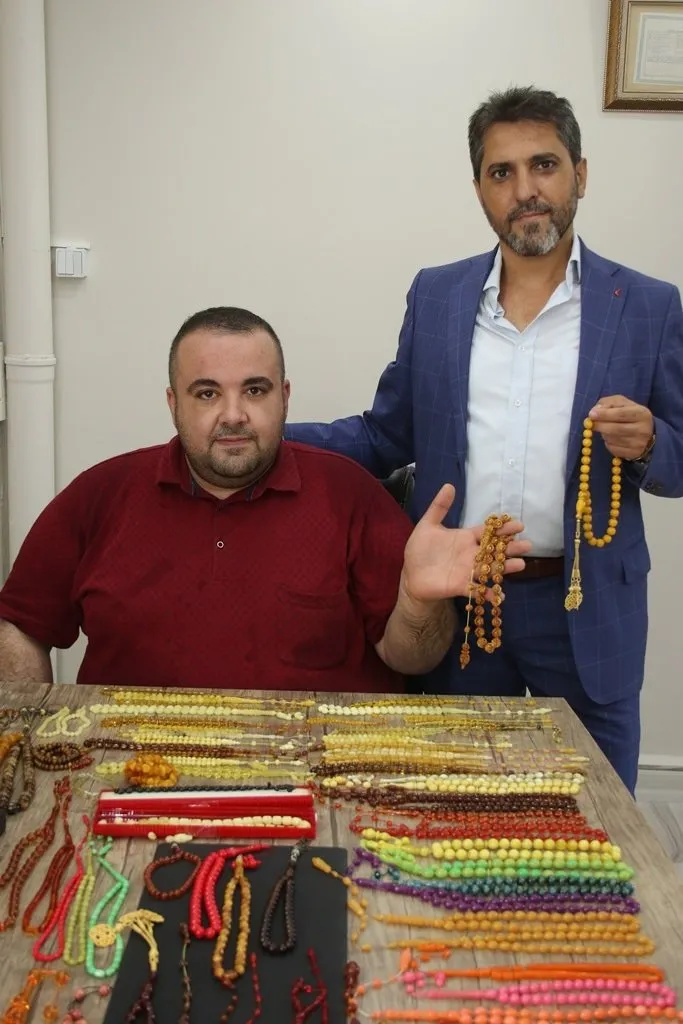 Neredeyse Araba Fiyatina Tesbihler Kultur Sanat Haberleri