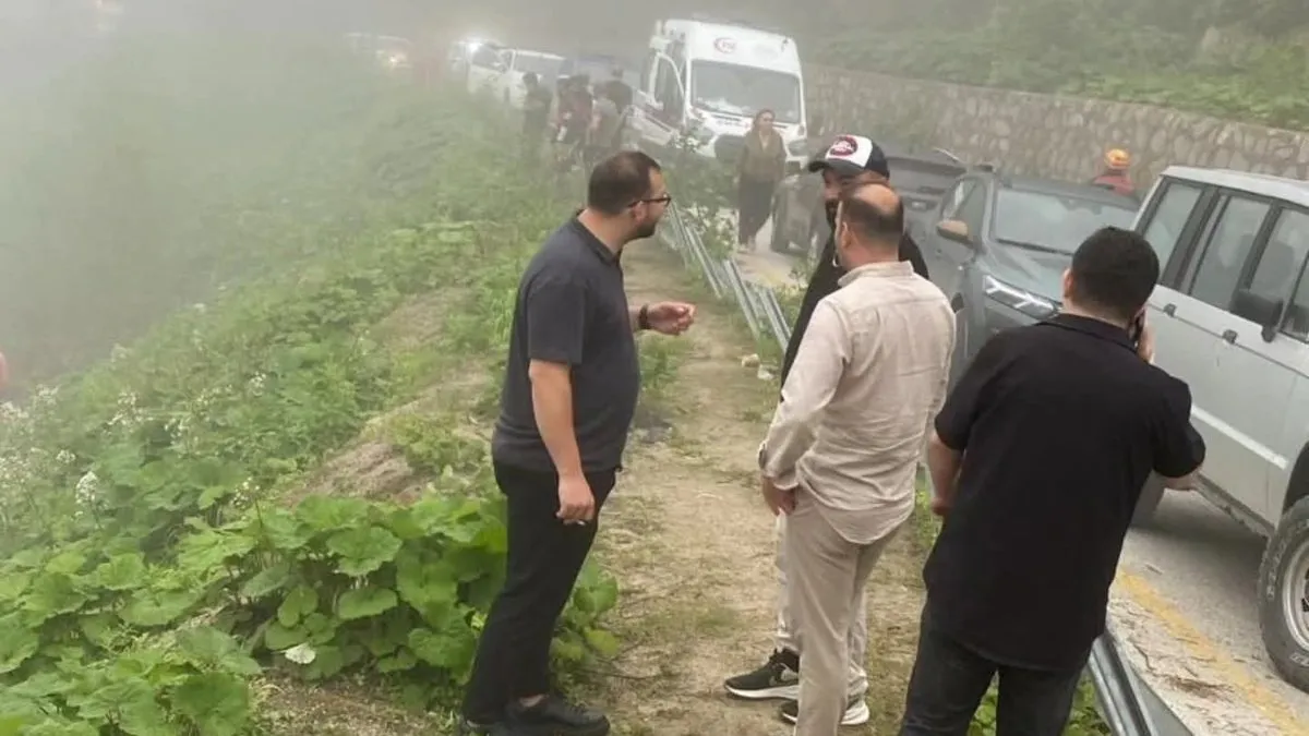 Galer Düzü Yaylası'nda fotoğraf çekilmek isterken kar kütlesinin altında kalan bir kadın hayatını kaybetti